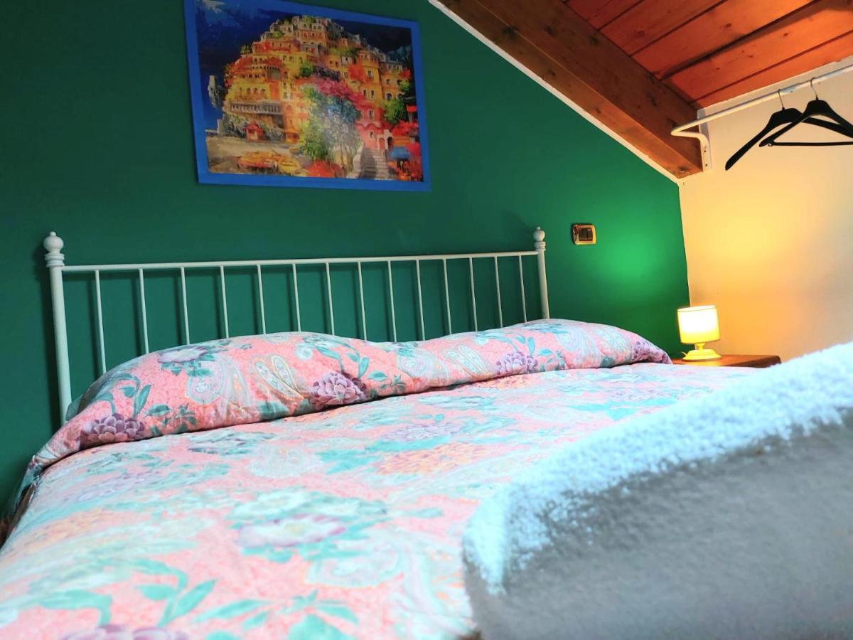 Agriturismo Il Pettirosso Аджерола Екстериор снимка
