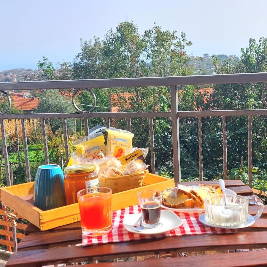 Agriturismo Il Pettirosso Аджерола Екстериор снимка